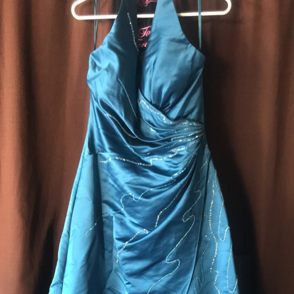 Blue sequins dress